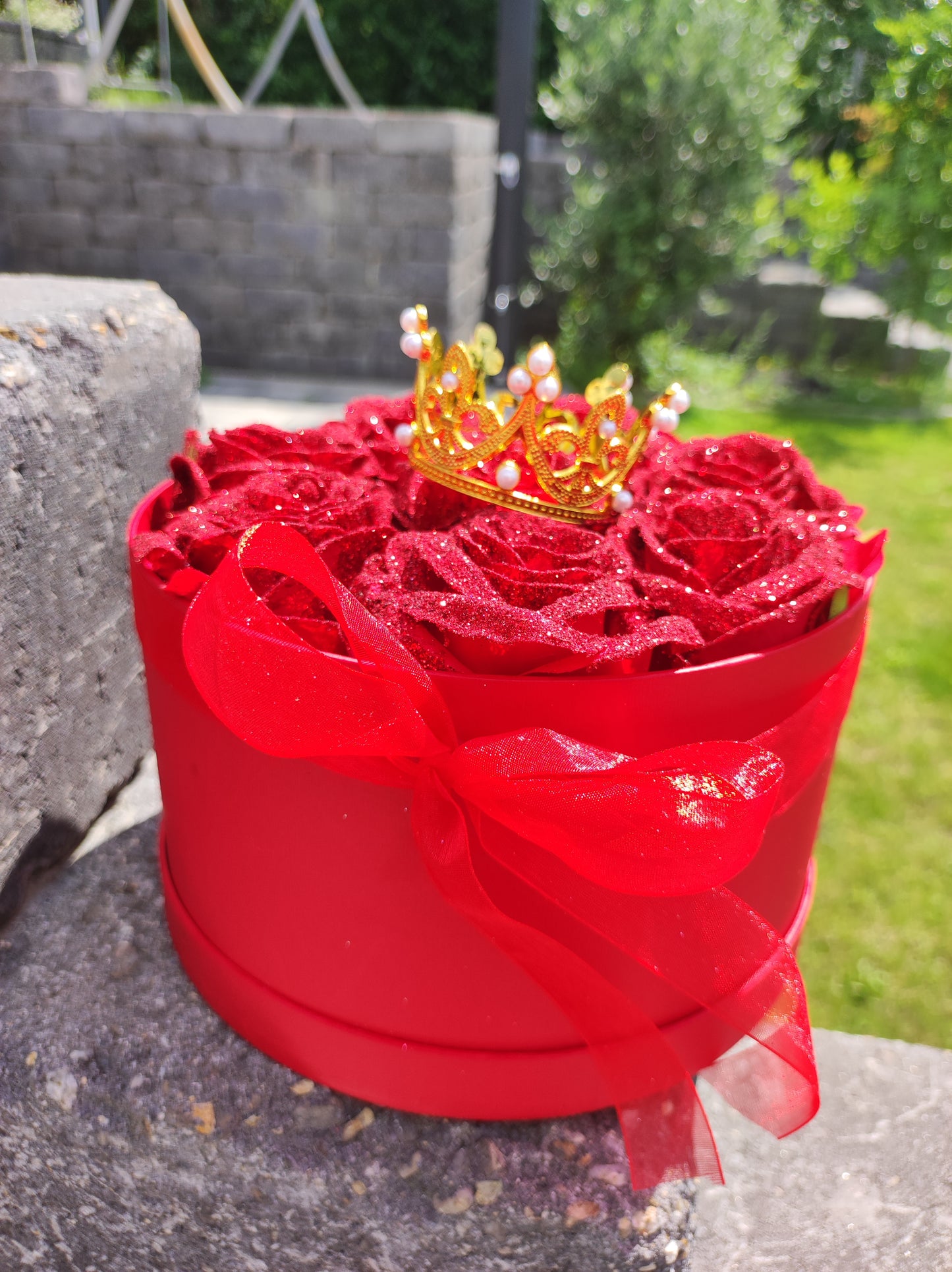 Elegáns Műrózsa Luxus Díszdobozban Piros