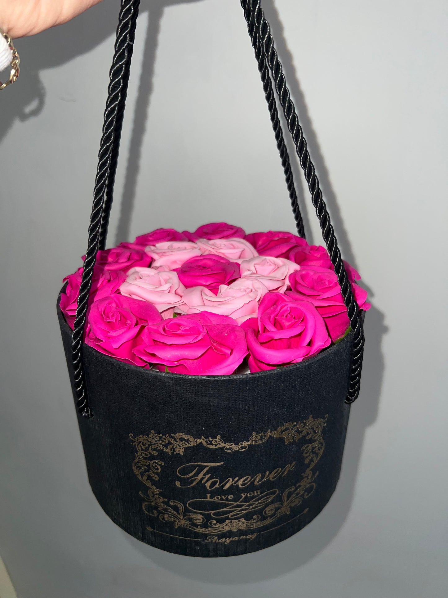 Műrózsa Kompozíció Díszdobozban Pink-Rózsaszín MeglepiMűhely