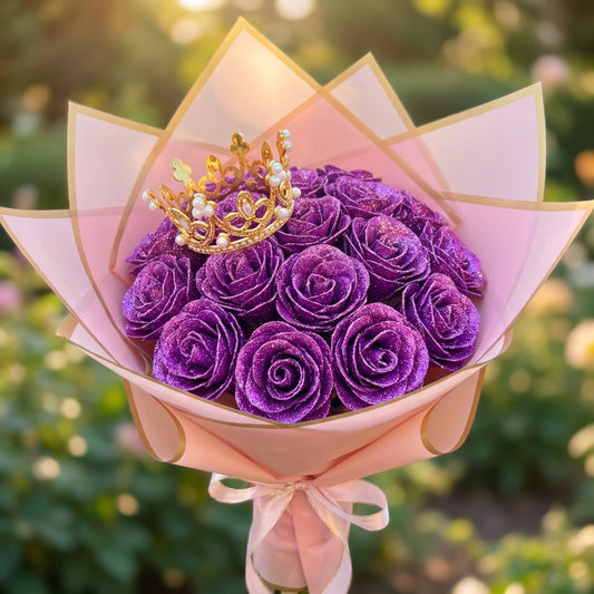 Fehér és lila csillag rózsacsokor különleges csomagolásban