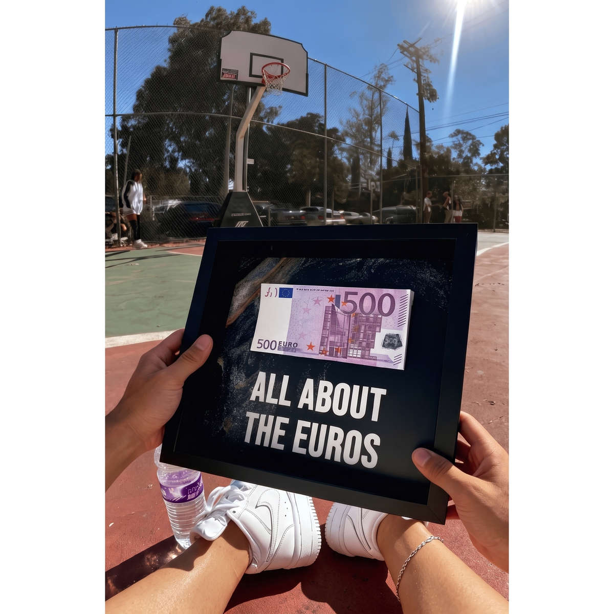 All About the Euros – 3D falikép eurokdöteggel